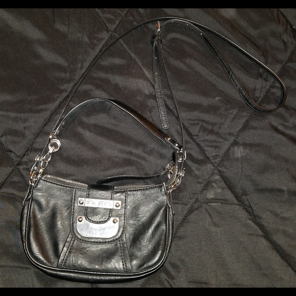 Guess Donna Faux Leather Purse
